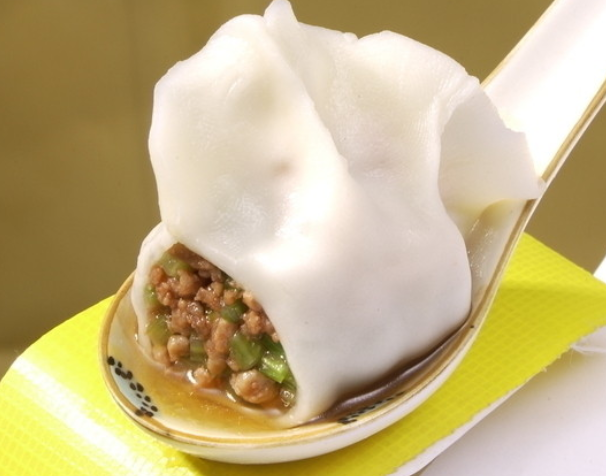 全自動餃子成型機好不好用？需要幾個人操作？